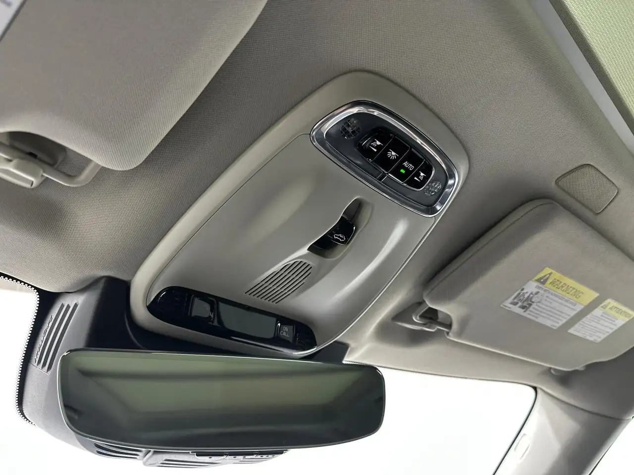 Volvo XC90 снимка Volvo XC90