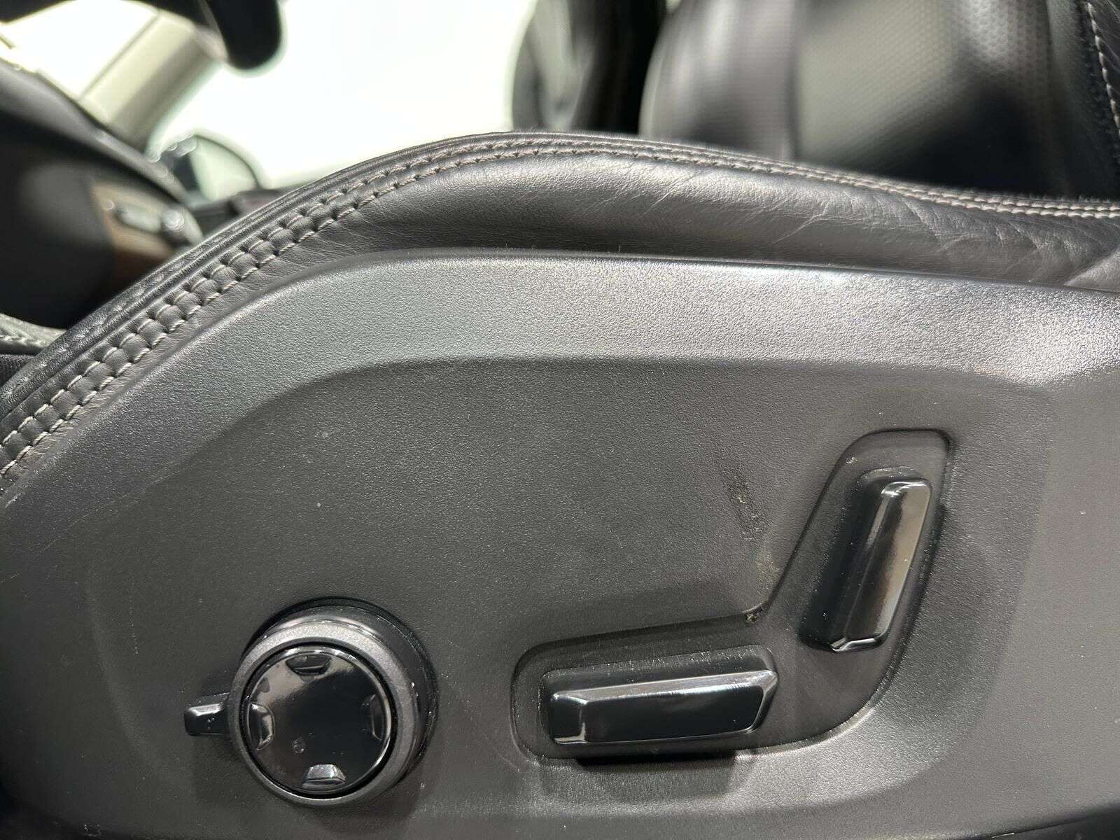 2019 Volvo XC90 T6 INSCRIPTION thumb 12