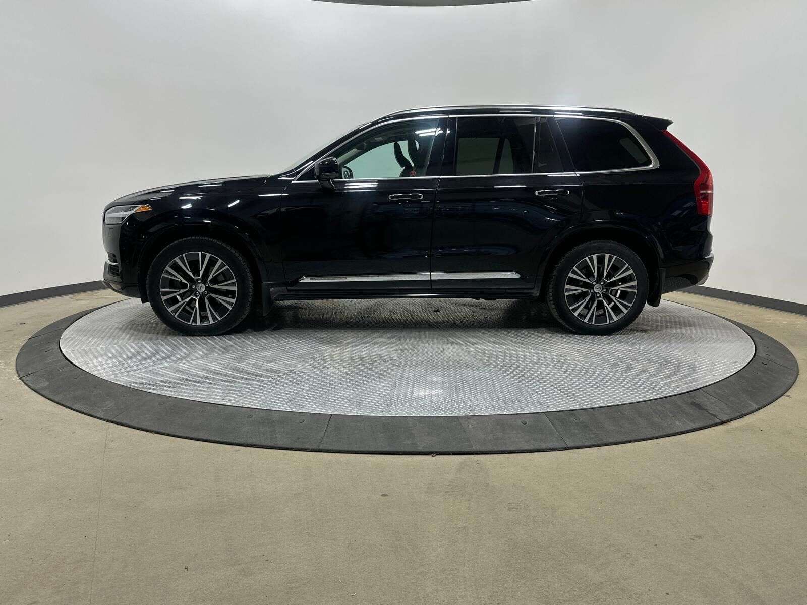 2019 Volvo XC90 T6 INSCRIPTION thumb 6
