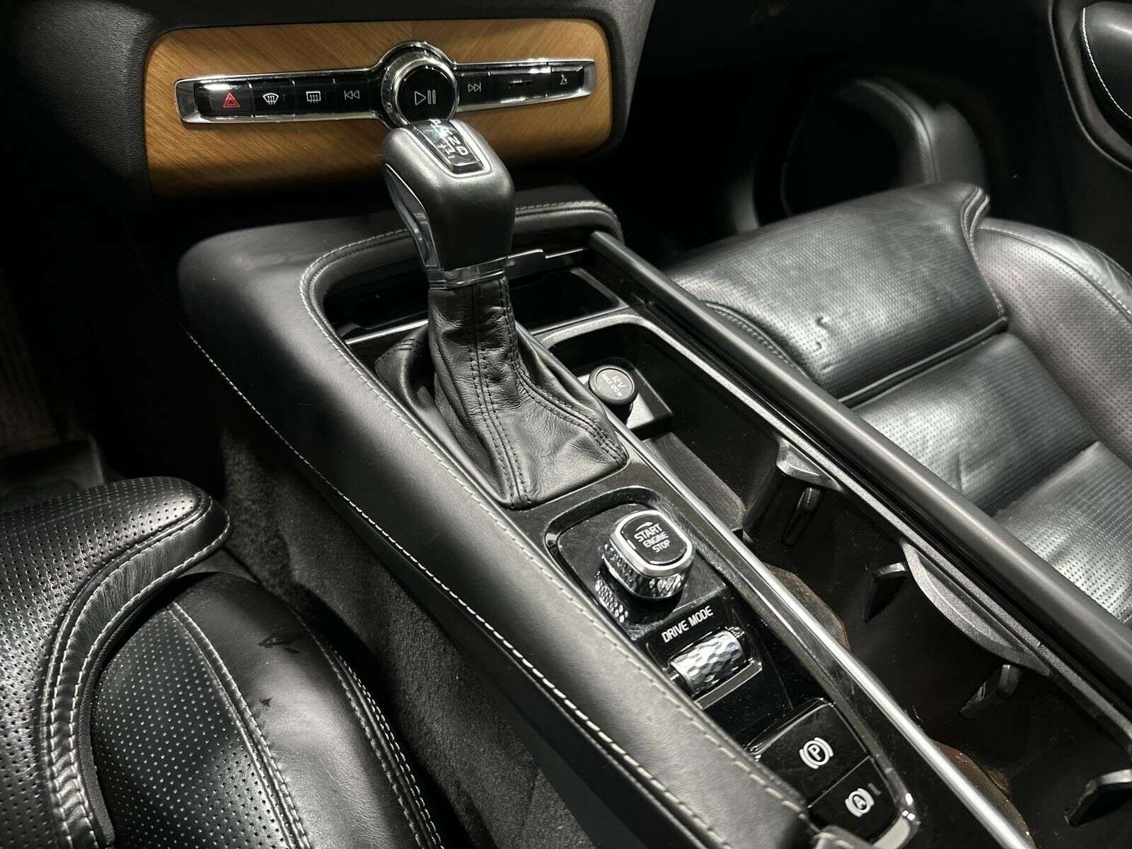 2019 Volvo XC90 T6 INSCRIPTION thumb 20