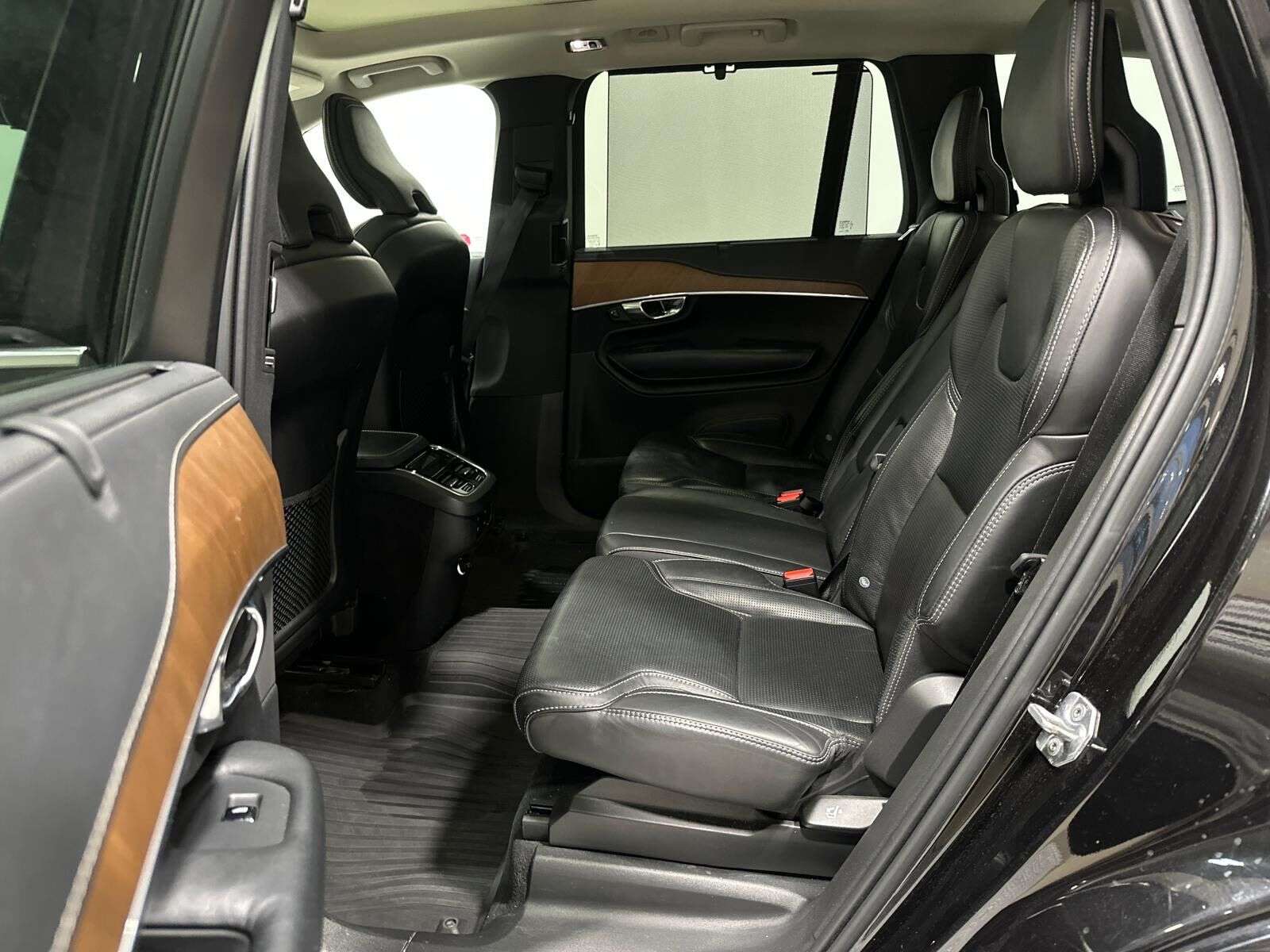 2019 Volvo XC90 T6 INSCRIPTION thumb 23