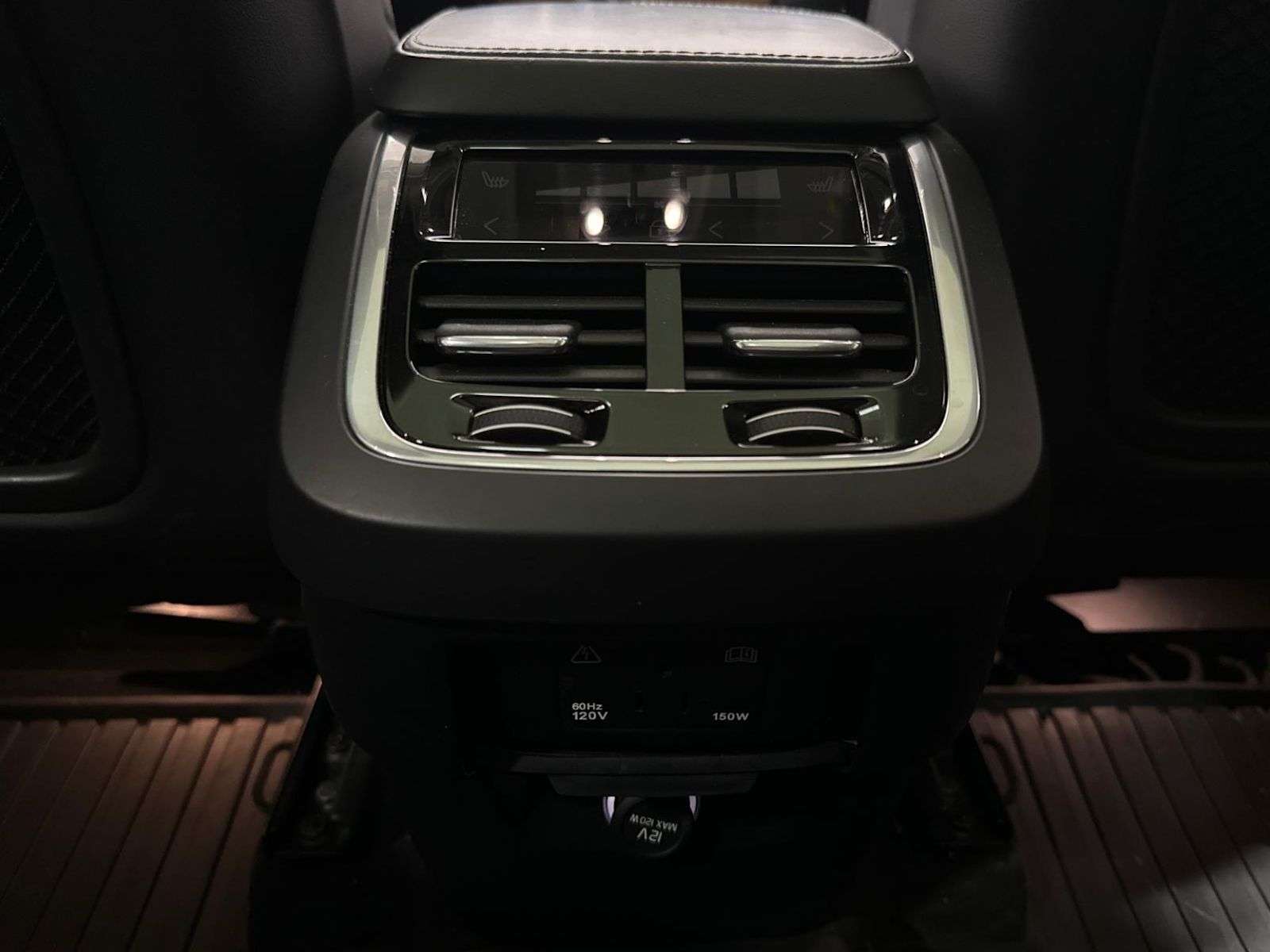 2019 Volvo XC90 T6 INSCRIPTION thumb 24