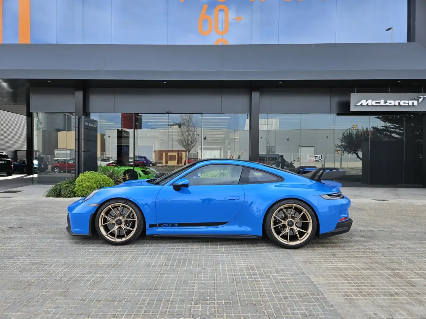 Porsche 992 GT3 PDK Azul - 2
