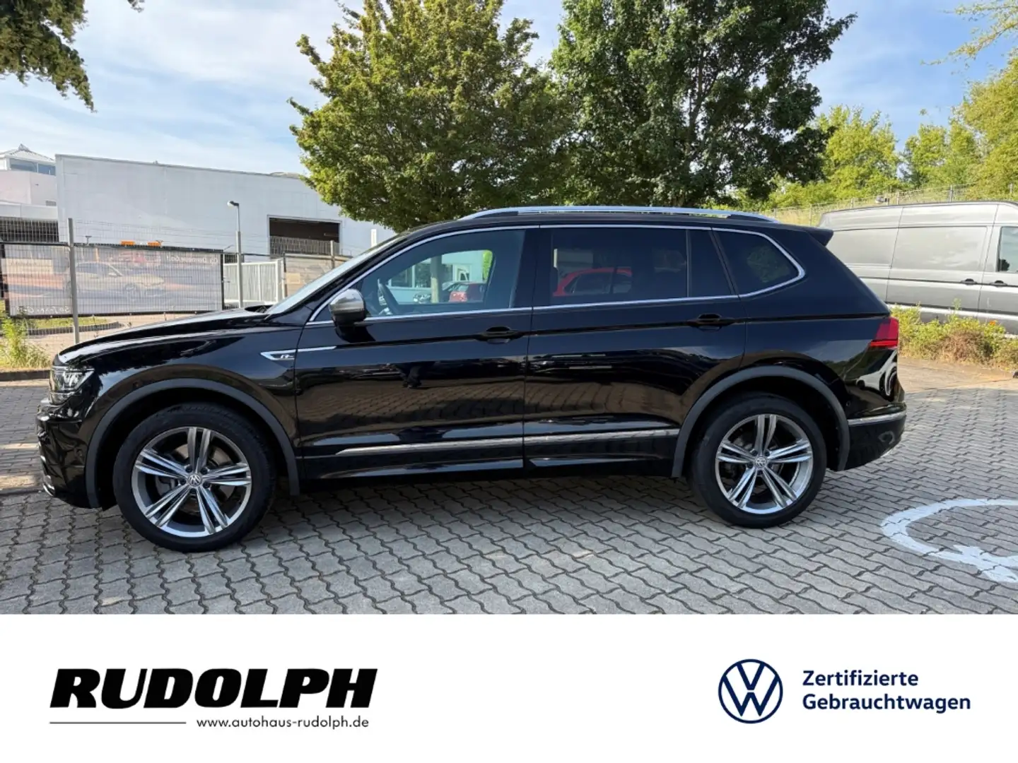 Volkswagen Tiguan Allspace Highline 2.0 TDI 4Motion DSG LED HUD SHZ ACC Navi Noir - 2