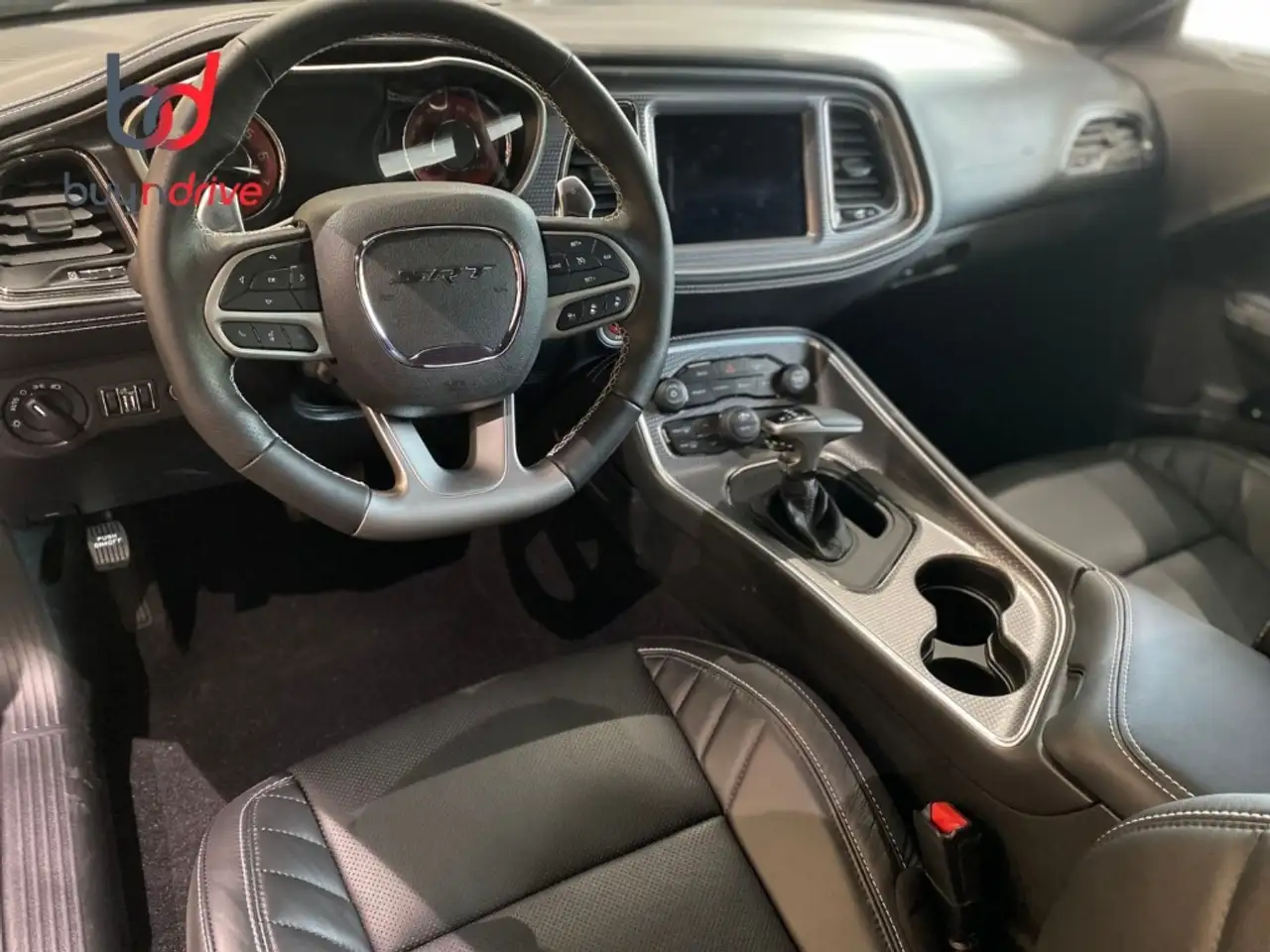Dodge Challenger 2022 — фото 14