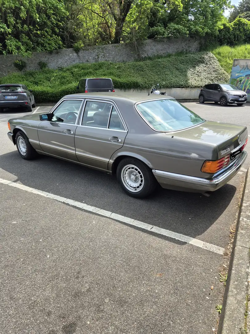 Mercedes-Benz 300 SE Gris - 2