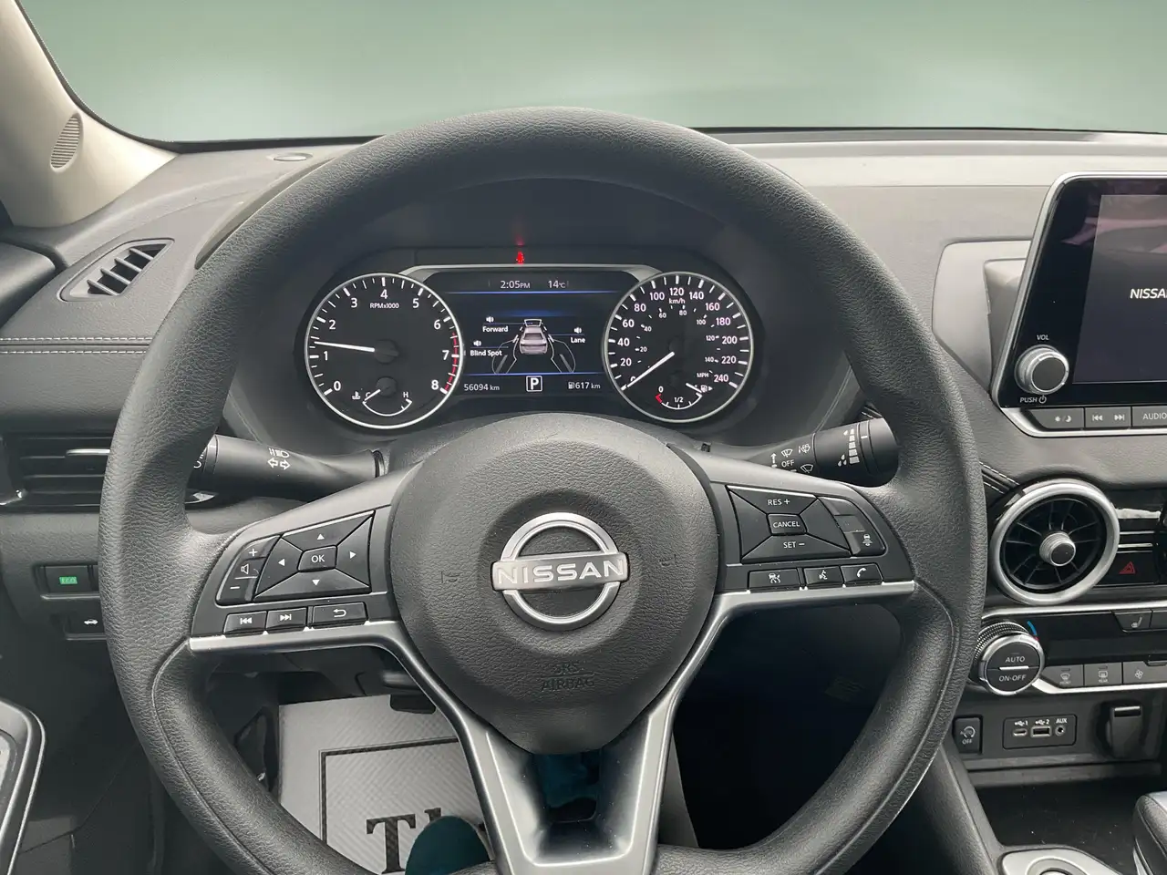 Nissan Sentra снимка Nissan Sentra