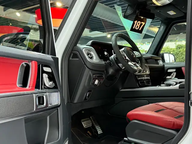 Mercedes-Benz G-Class view 10