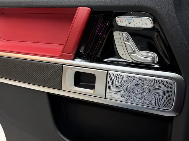Mercedes-Benz G-Class view 11