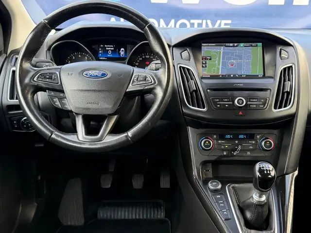 Ford Focus view 4
