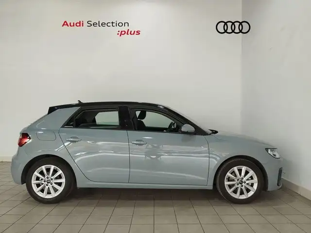 Audi A1 view 3