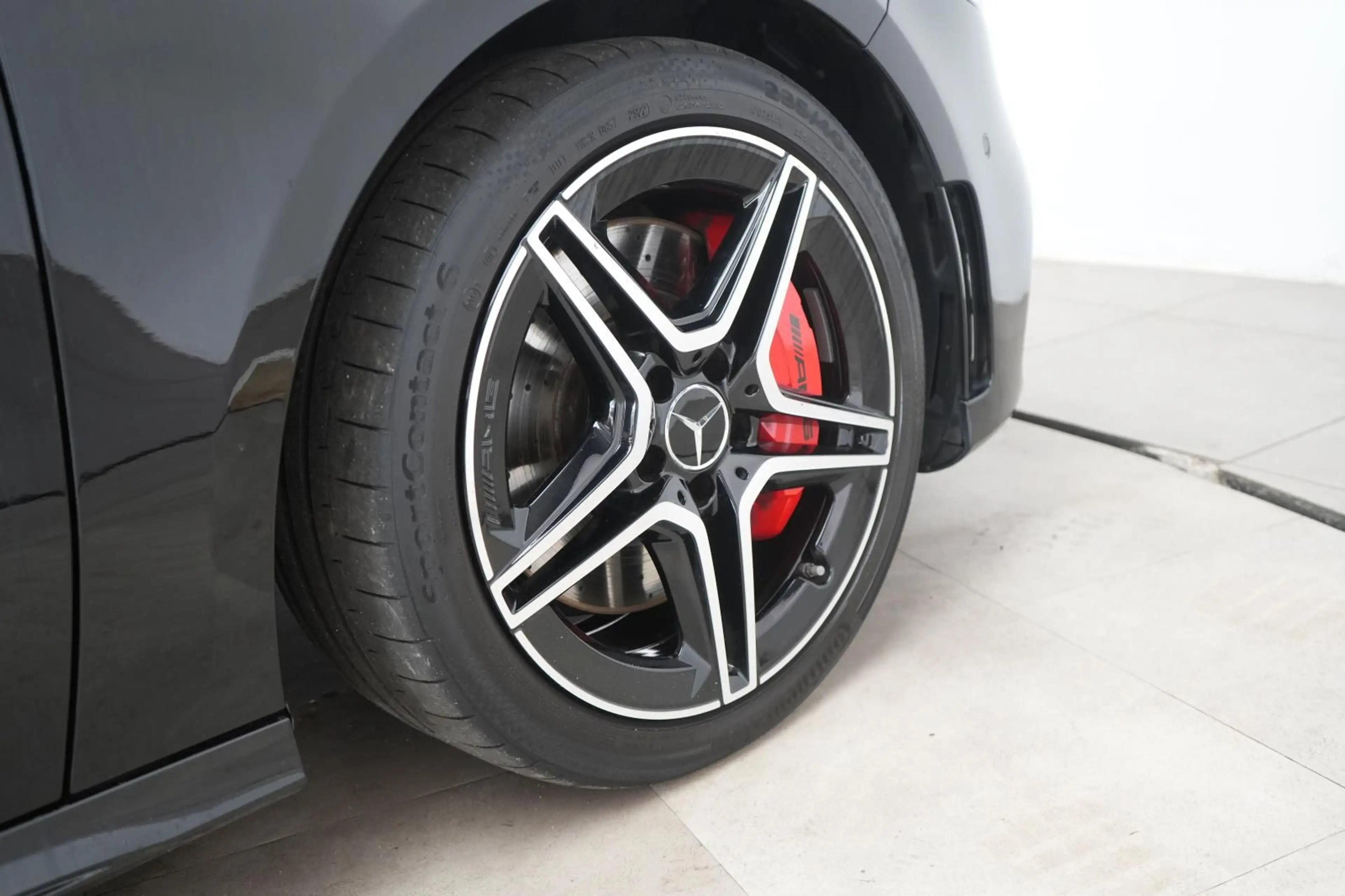 Mercedes-Benz A 35 AMG 4Matic Pano/STHZLeder/360Kamera/Memory — photo 14