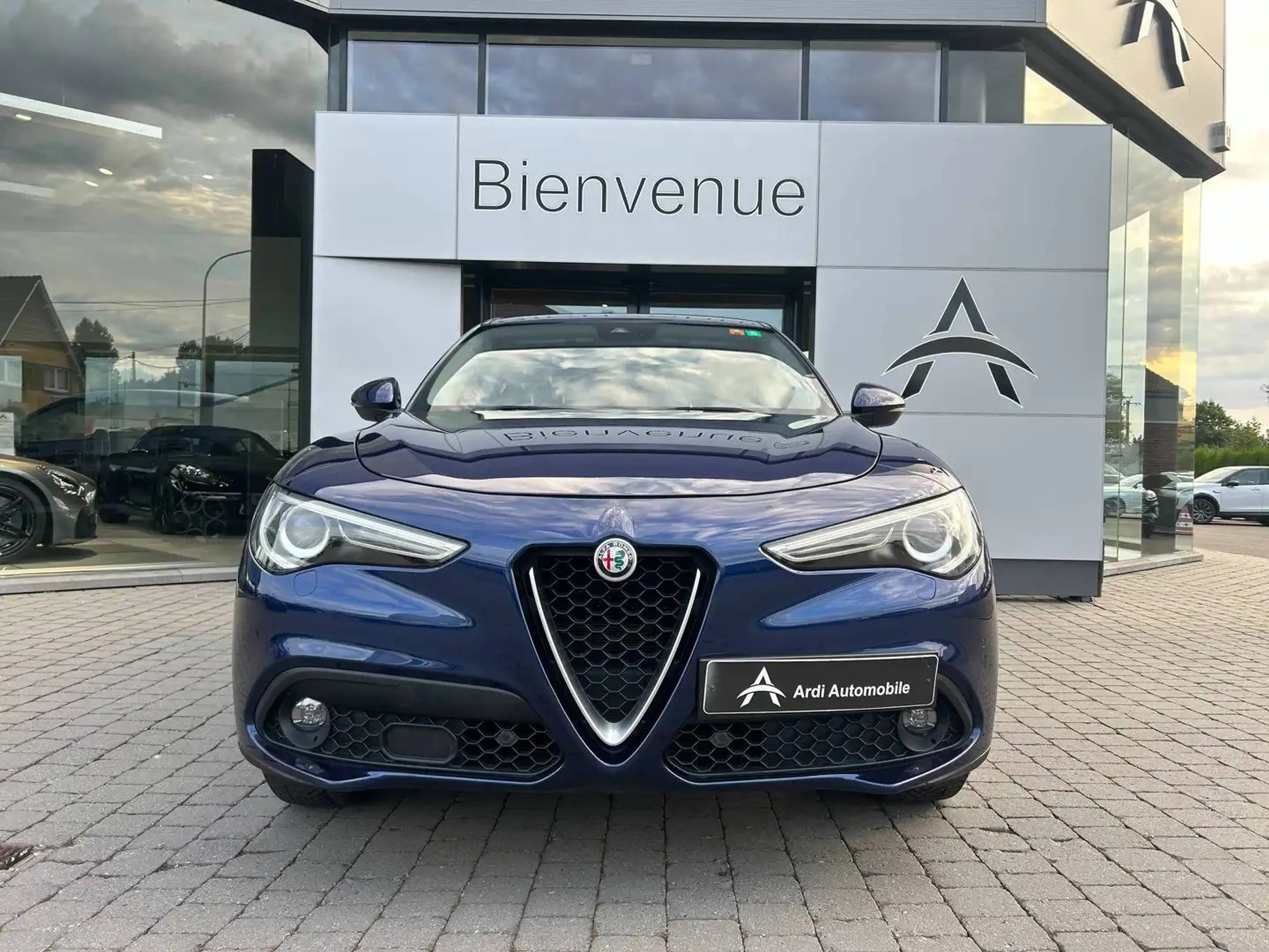Alfa Romeo Stelvio 2.2 JTD *GARANTIE 12 MOIS*LED*CAMERA*CUIR*GPS* — photo 2