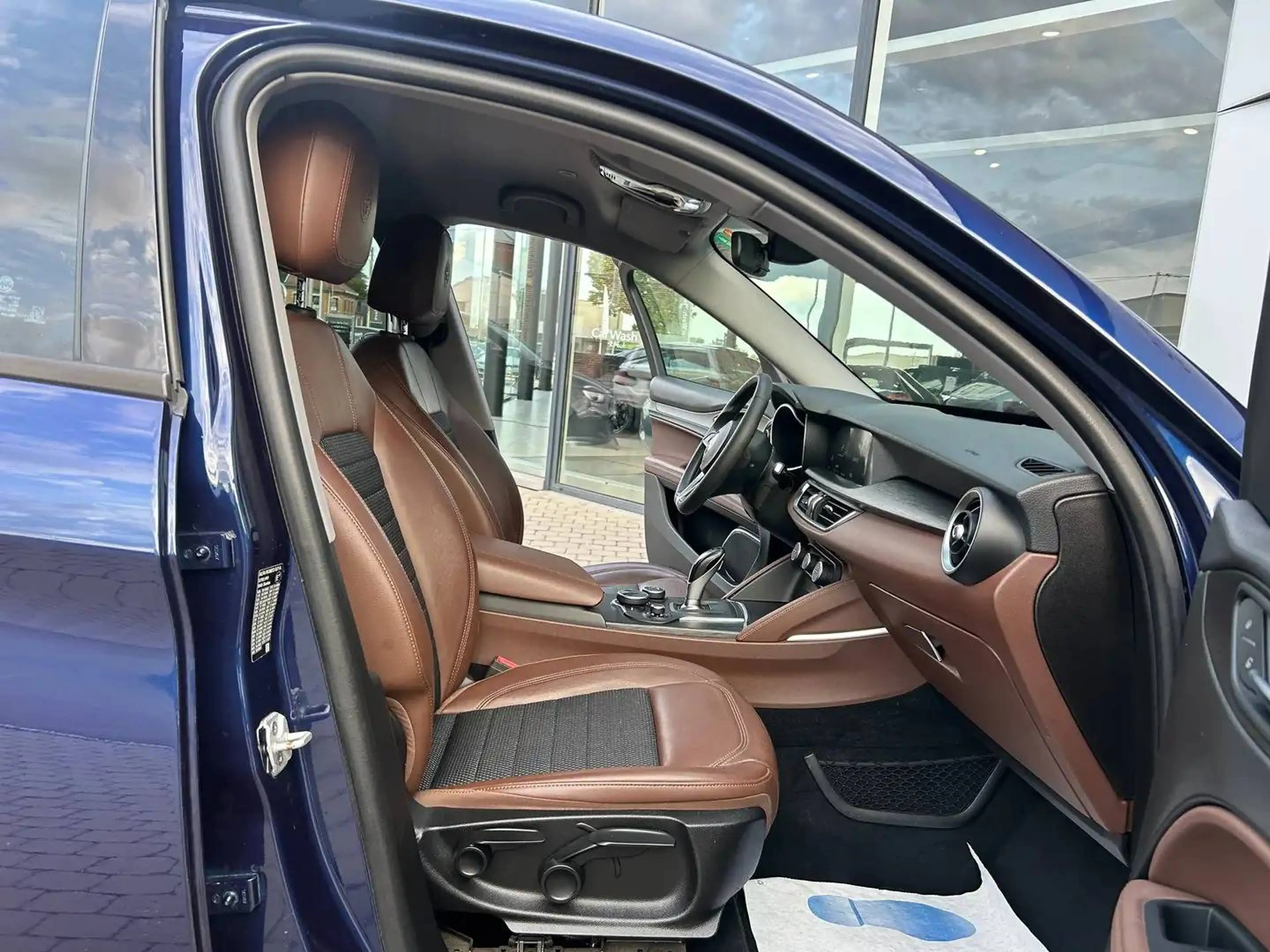 Alfa Romeo Stelvio 2.2 JTD *GARANTIE 12 MOIS*LED*CAMERA*CUIR*GPS* — photo 15