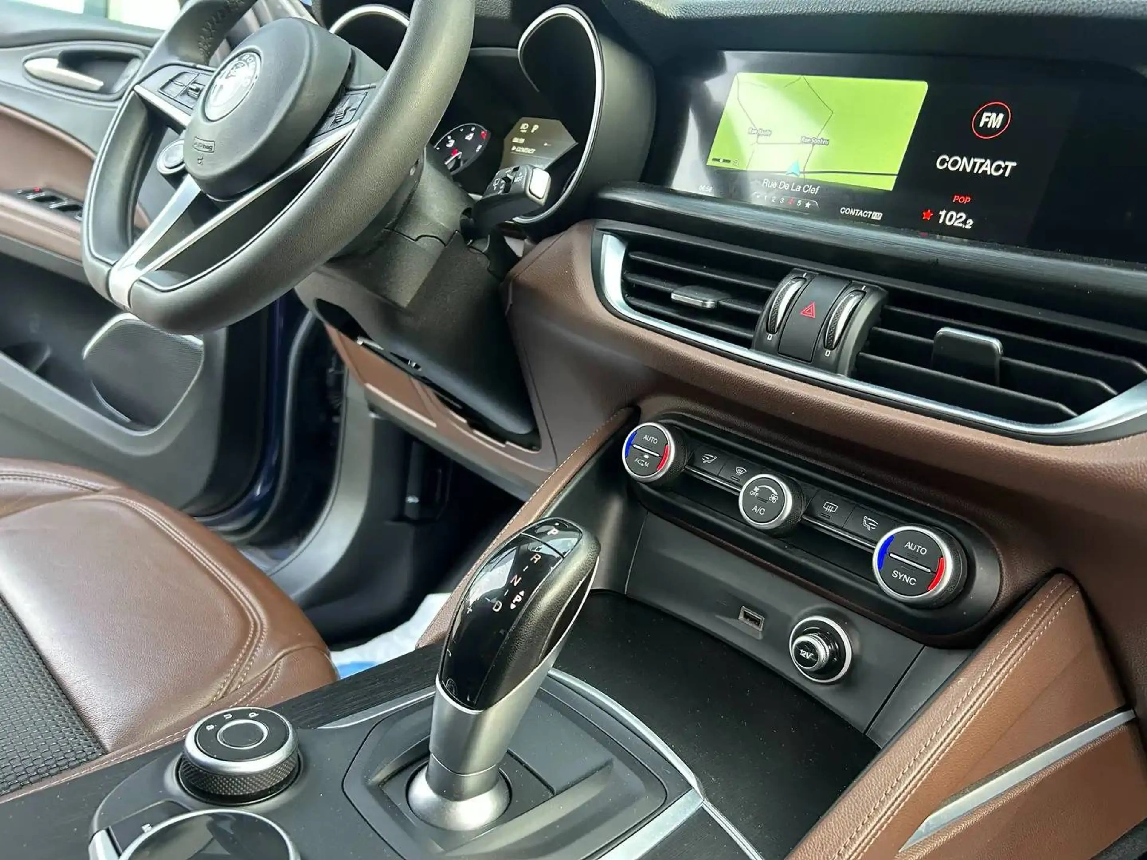 Alfa Romeo Stelvio 2.2 JTD *GARANTIE 12 MOIS*LED*CAMERA*CUIR*GPS* — photo 11