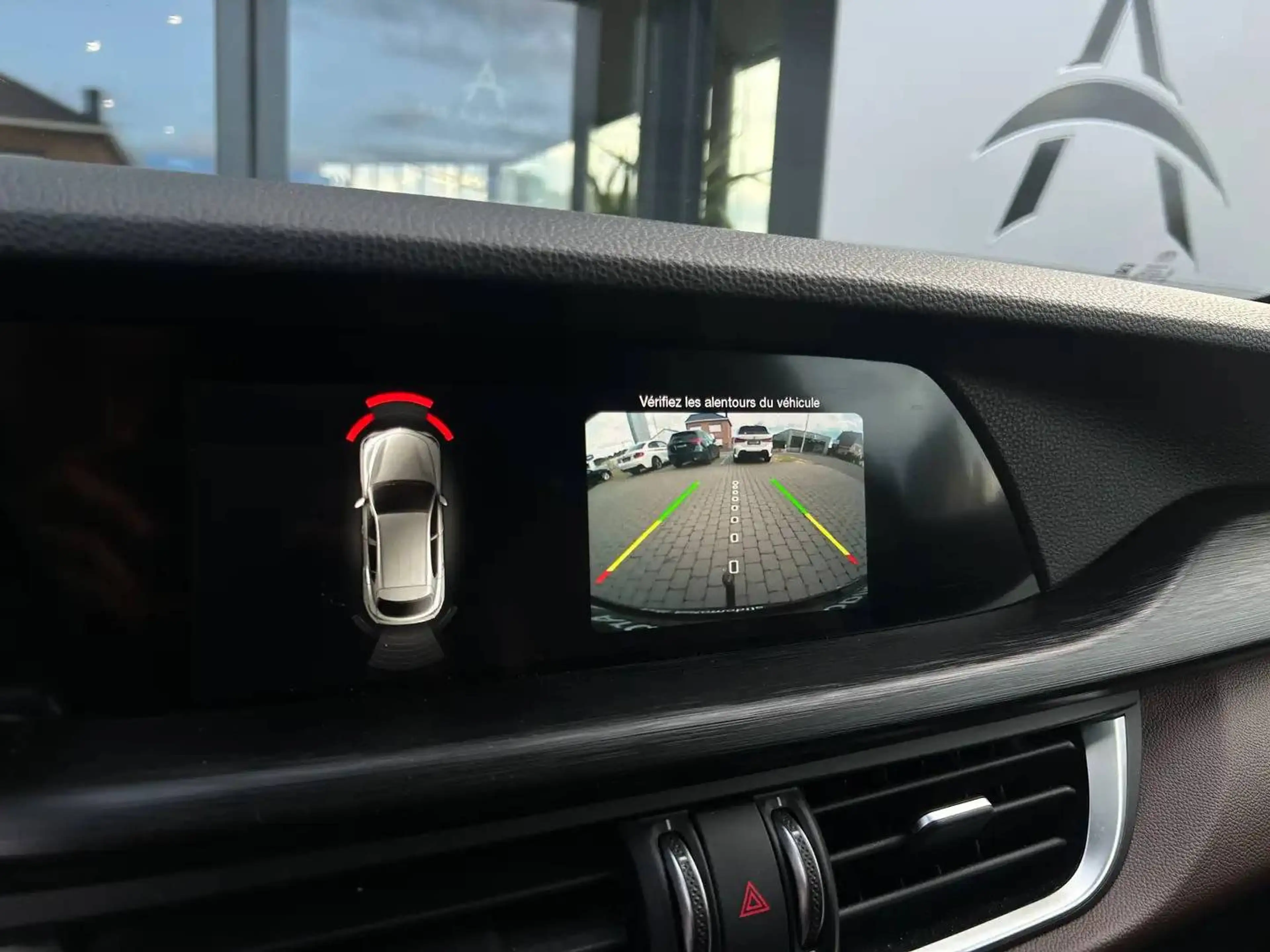 Alfa Romeo Stelvio 2.2 JTD *GARANTIE 12 MOIS*LED*CAMERA*CUIR*GPS* — photo 14