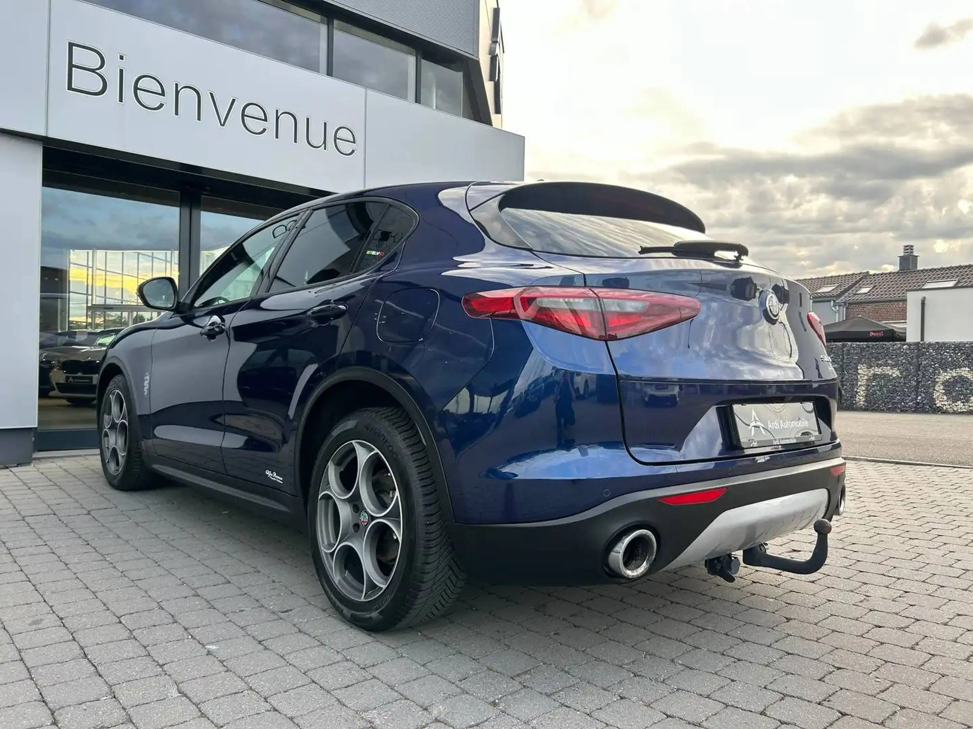 Alfa Romeo Stelvio 2.2 JTD *GARANTIE 12 MOIS*LED*CAMERA*CUIR*GPS* — photo 6