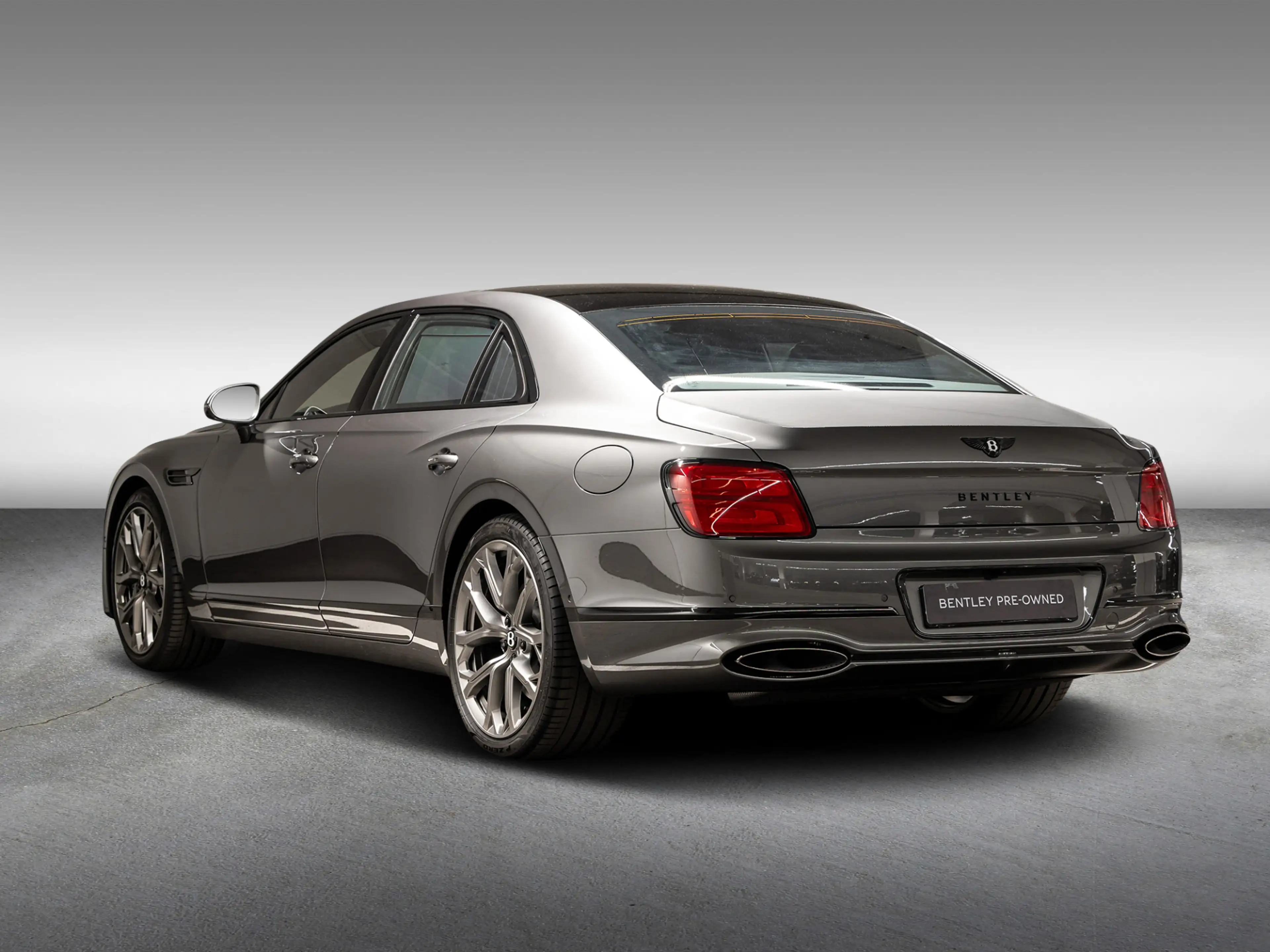 Bentley Flying Spur V8 Hybrid |Touring|Rotating|Comfort|Panoramic — photo 6