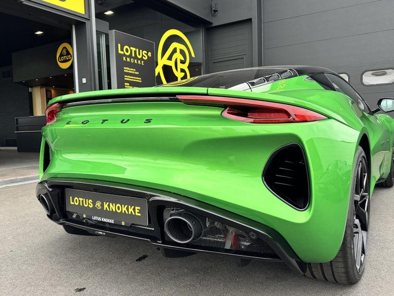 Lotus Emira 2.0 Turbo SE DCT — photo 12