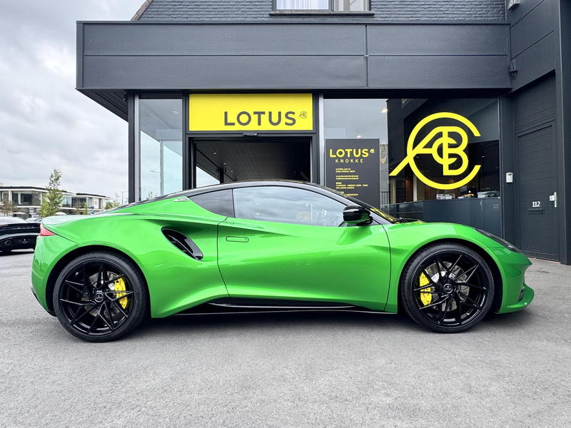 Lotus Emira 2.0 Turbo SE DCT — photo 8
