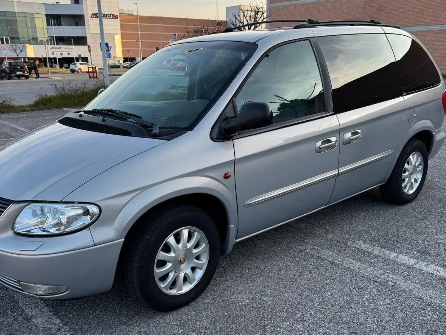 Chrysler Voyager Voyager III 2001 2.5 crd LX - 1