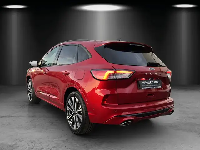Ford Kuga view 3