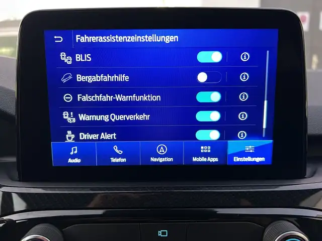 Ford Kuga view 12