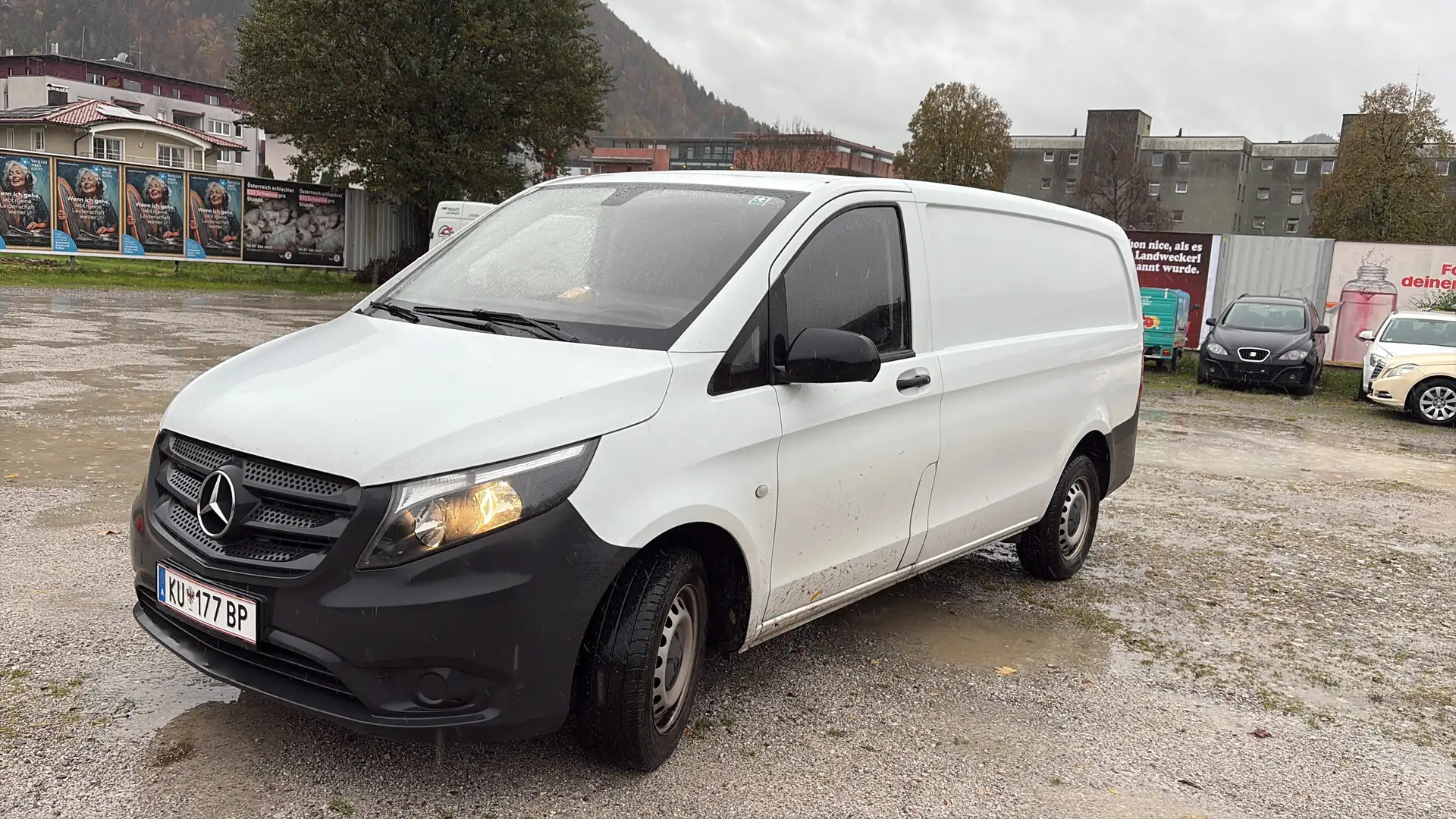 Mercedes-Benz Vito Transporter - 2