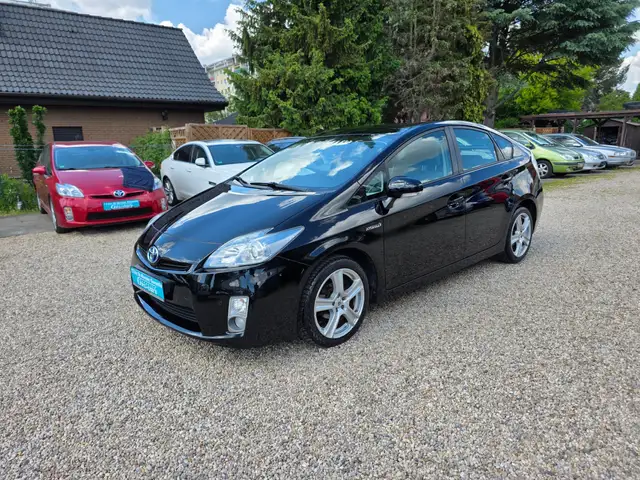 Toyota Prius (Hybrid)*Autom*PDC*Sitzh.*Tempom.*AllwetterR. Neu*