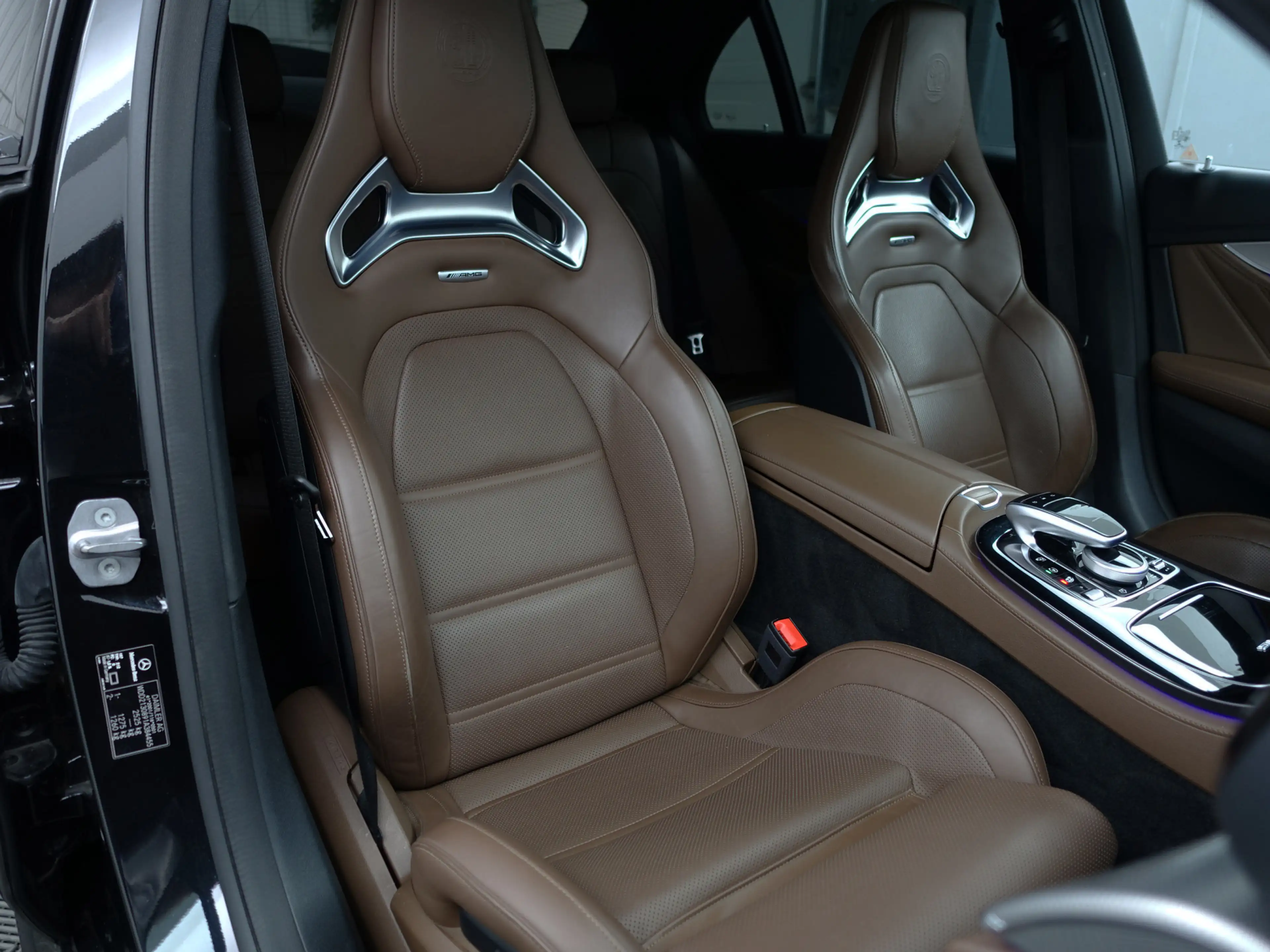 Mercedes-Benz E 63 AMG S 4MATIC Premium Plus- Edition 1 Pack, Track Pack, — photo 3