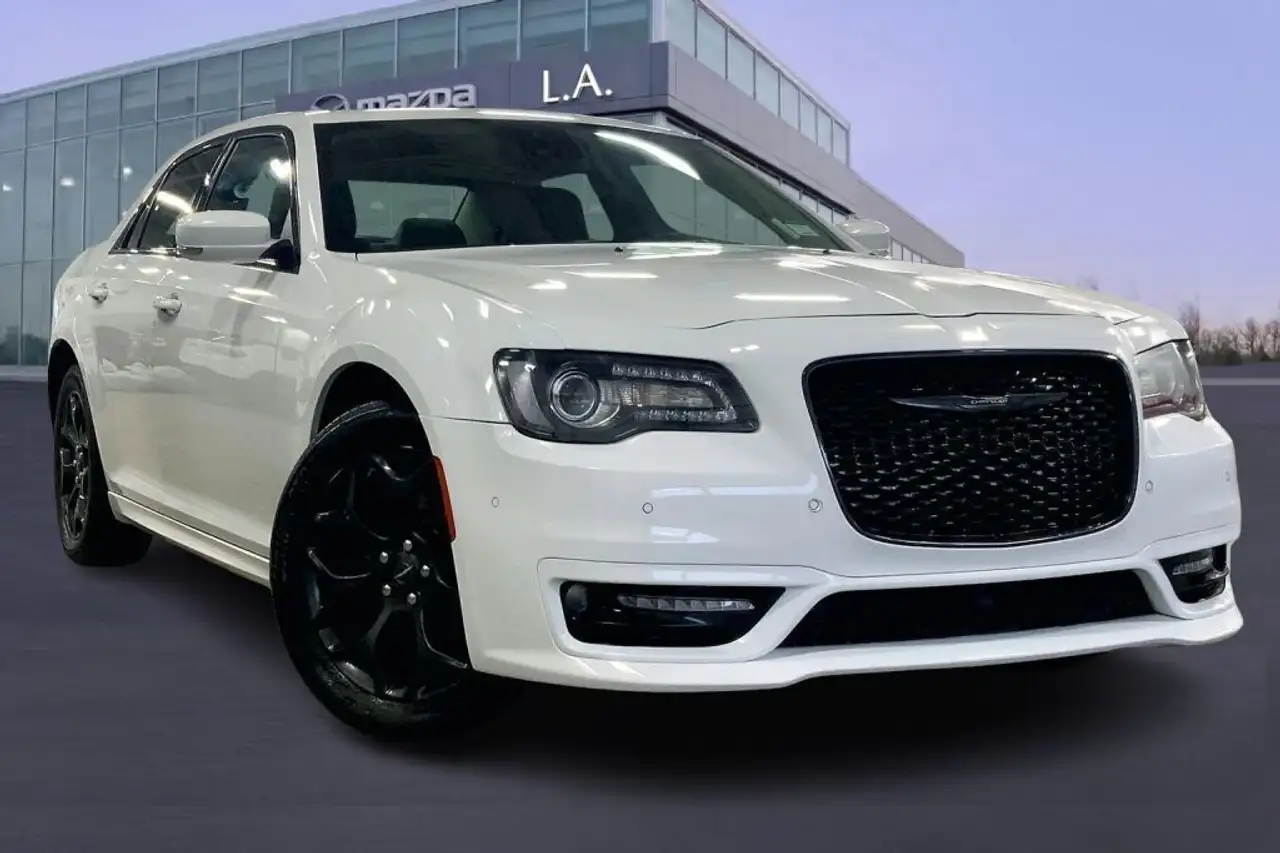 Chrysler 300 снимка Chrysler 300