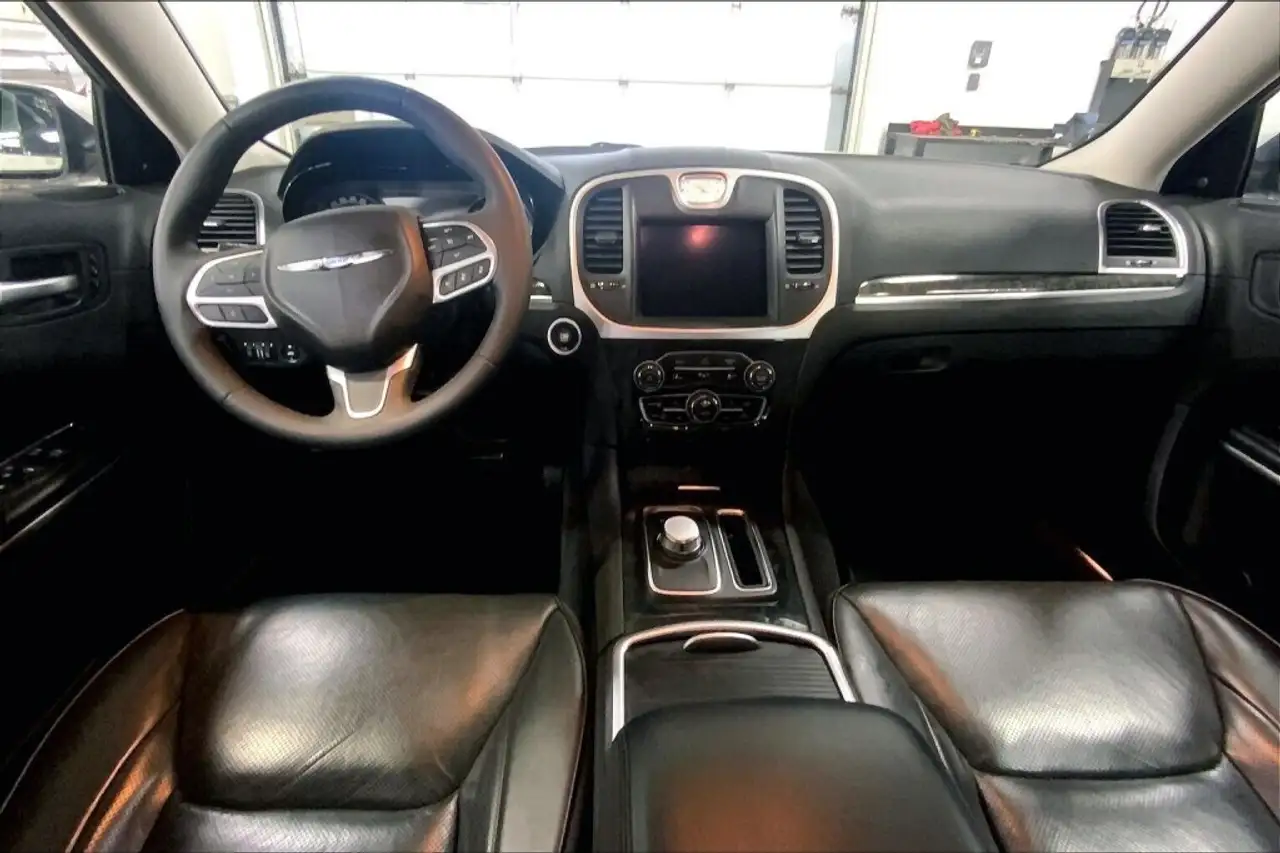 Chrysler 300 снимка Chrysler 300