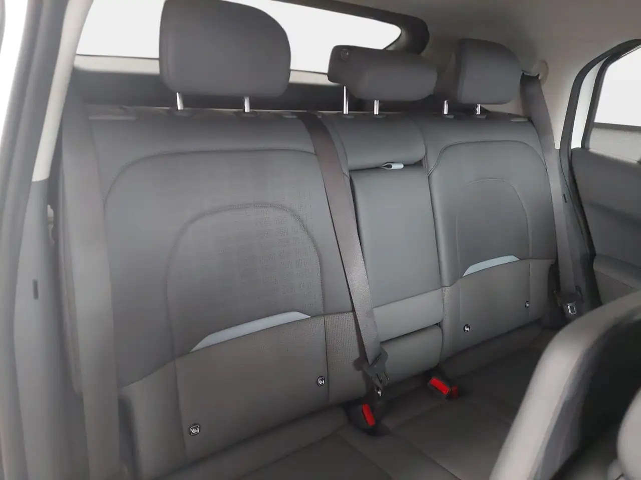 Kia EV3 EV3 58.3 KWH EARTH MJ26 WINTER-CONNECT BUSINESS UP 18