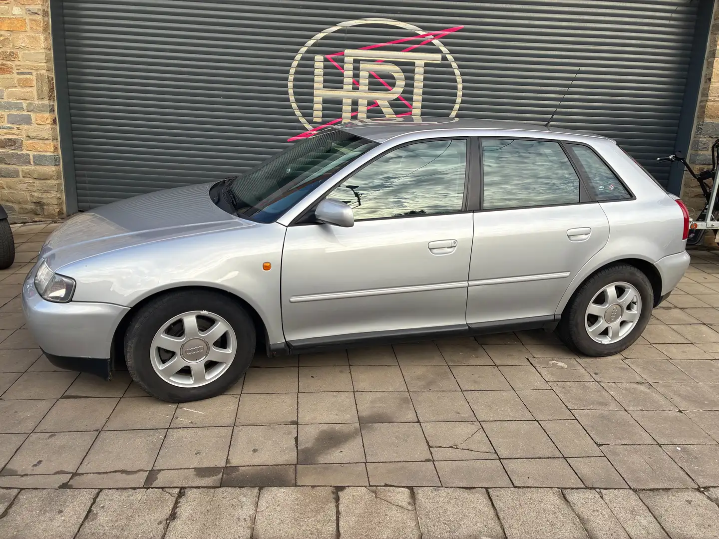 Audi A3 1.8i Ambition Automatique 118000km Argent - 2
