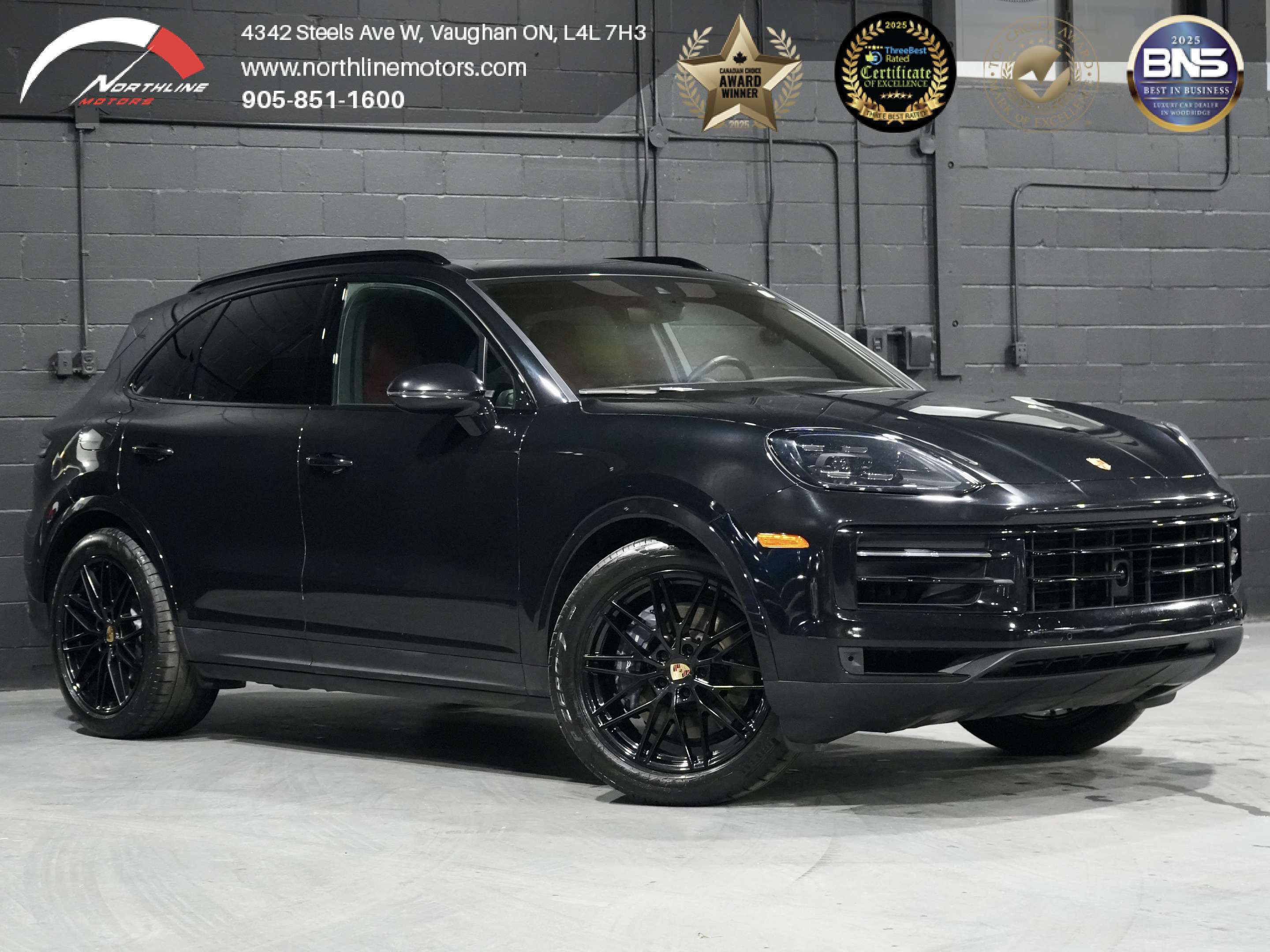 Black 2024 Porsche Cayenne AWD SUV / Crossover All-Wheel Drive Automatic