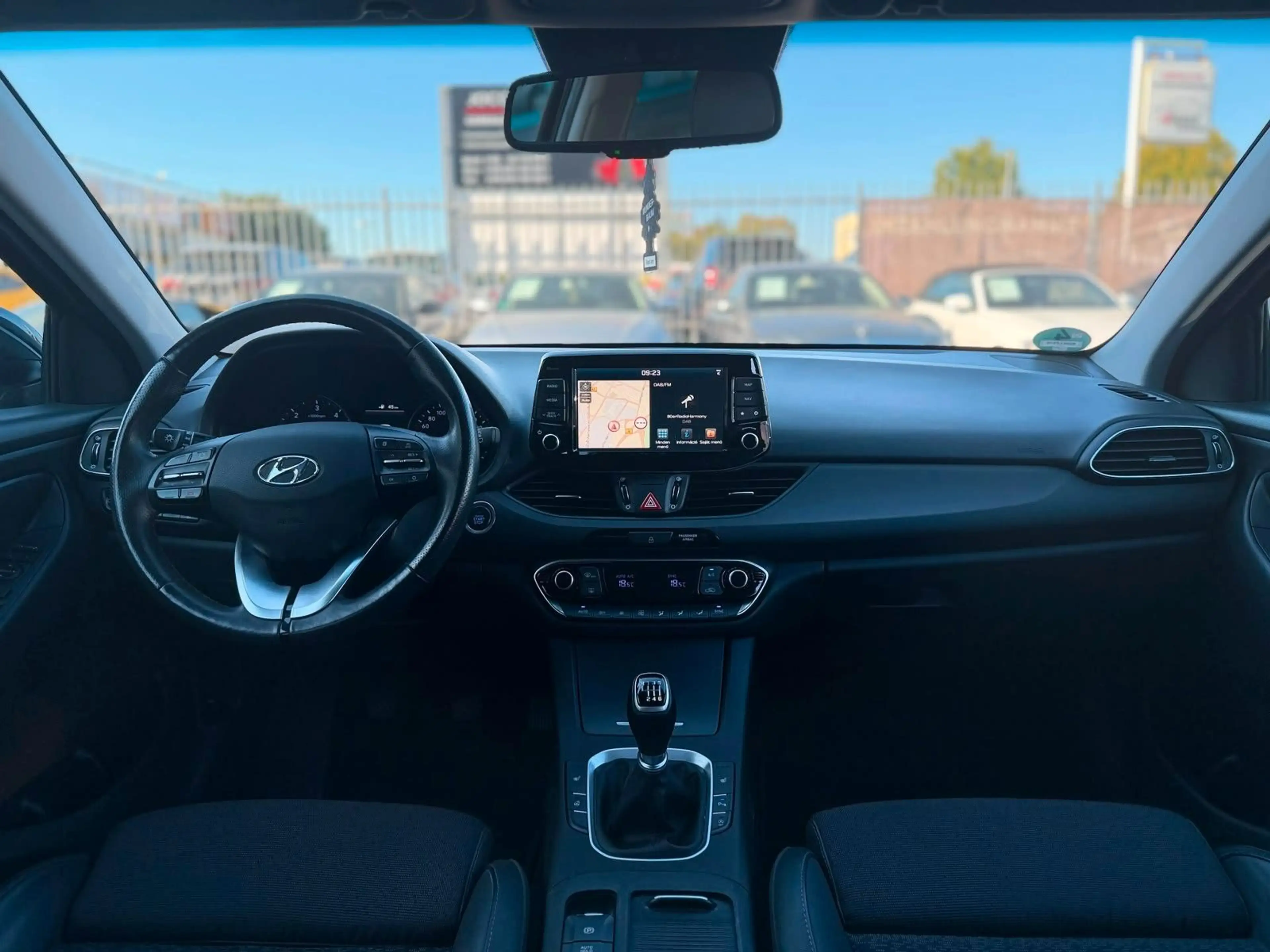 Hyundai i30 cw Premium*KAMERA*SHZG*LED*TEMPOMAT*ANDROID* — photo 7