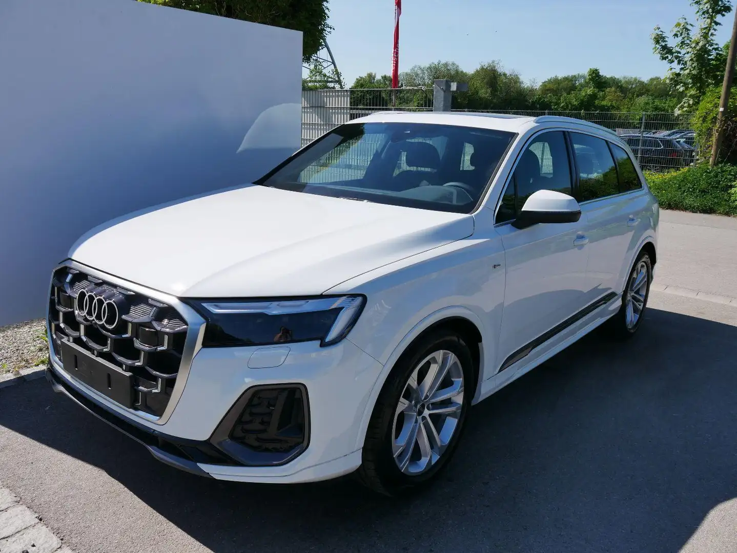 Audi Q7 S line 45 TDI*4X4*AHK*LED*7-SITZE*20 ZOLL*PANO*... Weiß - 1
