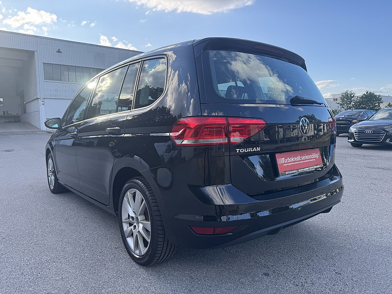 Volkswagen Touran 2,0 TDI / 1BESITZ / 7SITZ / — photo 4