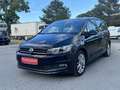 Volkswagen Touran 2,0 TDI / 1BESITZ / 7SITZ / Schwarz - thumbnail 1