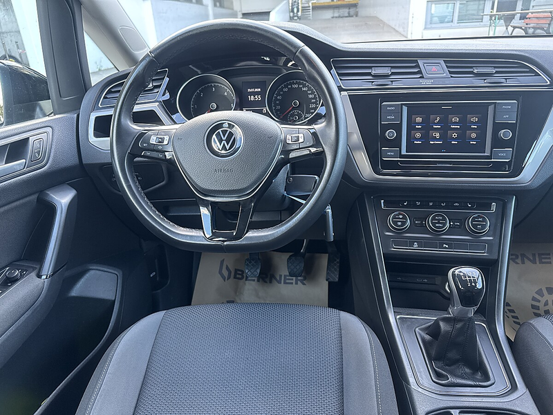 Volkswagen Touran 2,0 TDI / 1BESITZ / 7SITZ / — photo 13