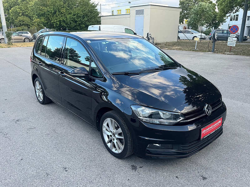 Volkswagen Touran 2,0 TDI / 1BESITZ / 7SITZ / — photo 9