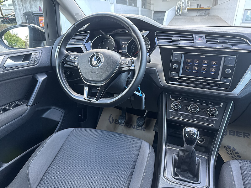 Volkswagen Touran 2,0 TDI / 1BESITZ / 7SITZ / — photo 14
