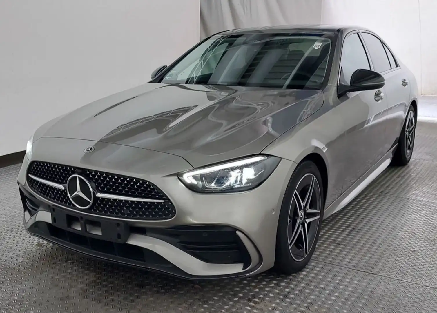 Mercedes-Benz C 180 Lim. Amg Line, Night-Paket, OLED Argent - 2