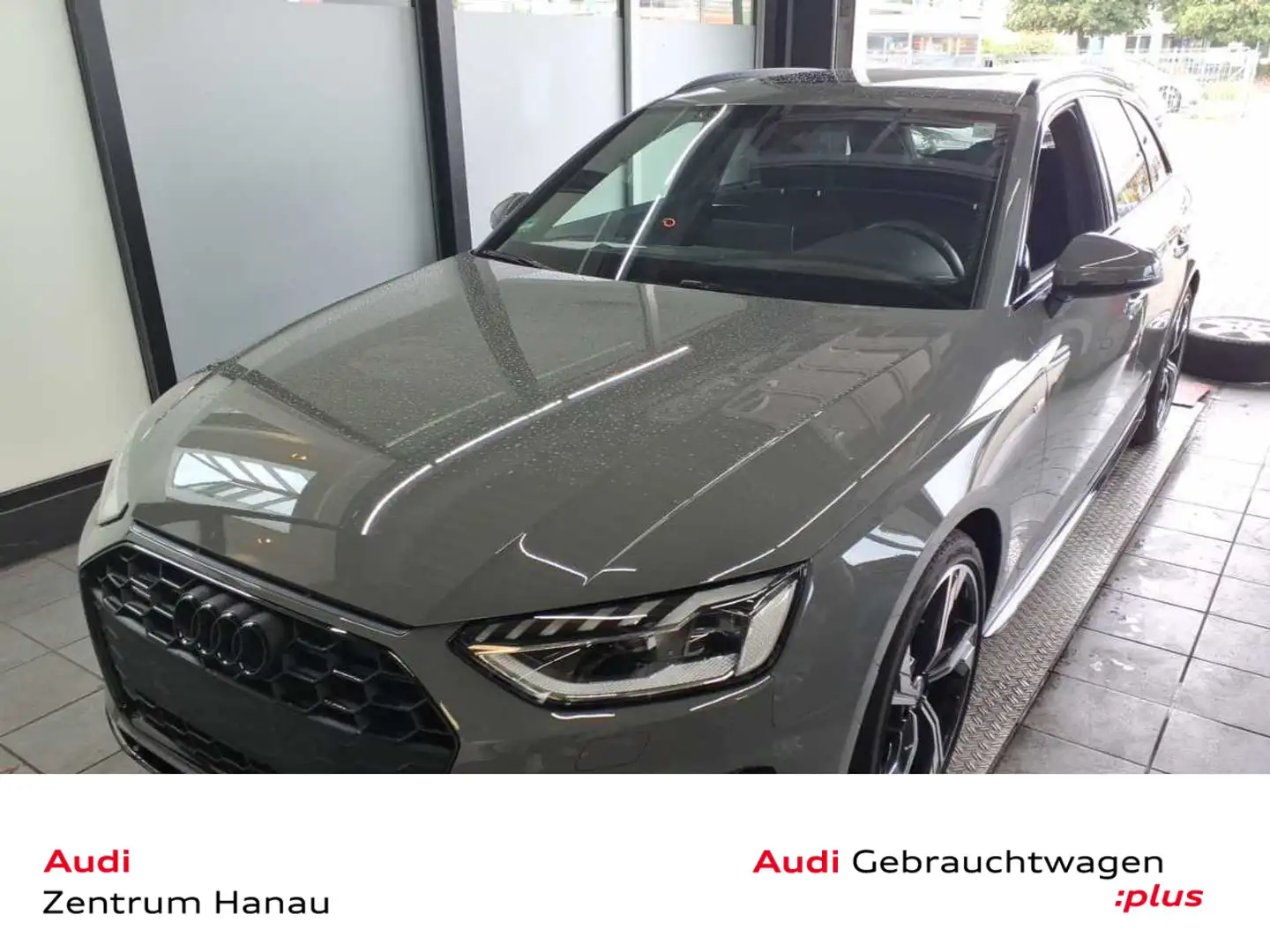 Audi A4 40 TDI QUATTRO S LINE COMPETITION *PANO Grau - 1