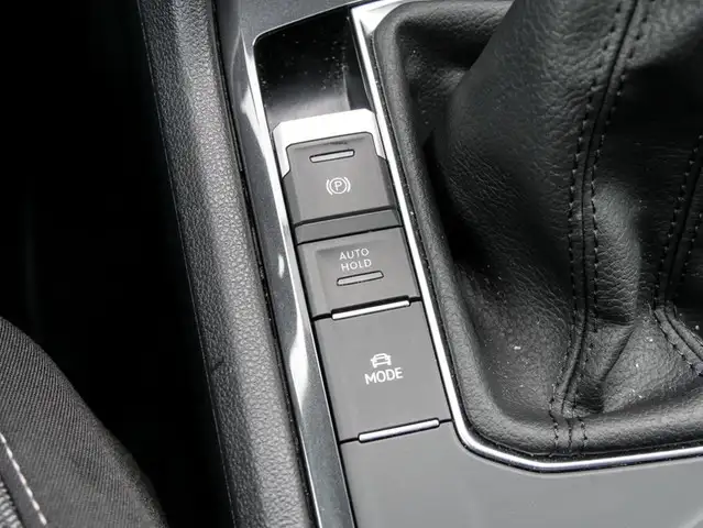 Volkswagen Tiguan view 15
