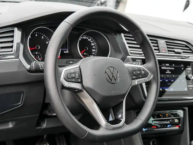 Volkswagen Tiguan view 14