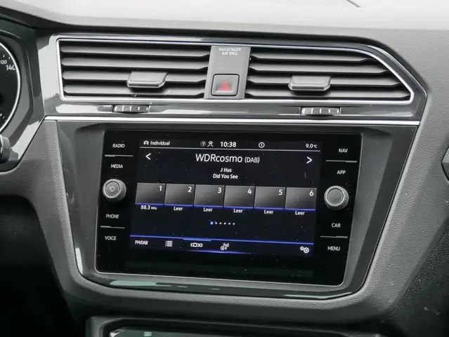 Volkswagen Tiguan view 8