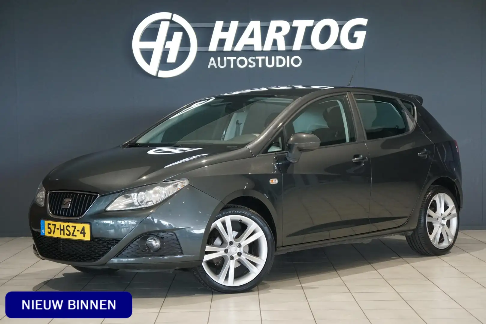 SEAT Ibiza 1.6 Sport-up 105PK + APPLE CARPLAY / CRUISE CONTRO Grijs - 1