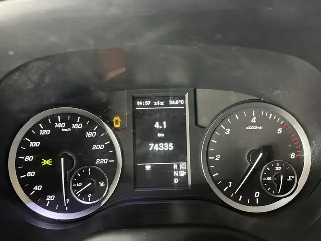 Mercedes-Benz Vito view 14