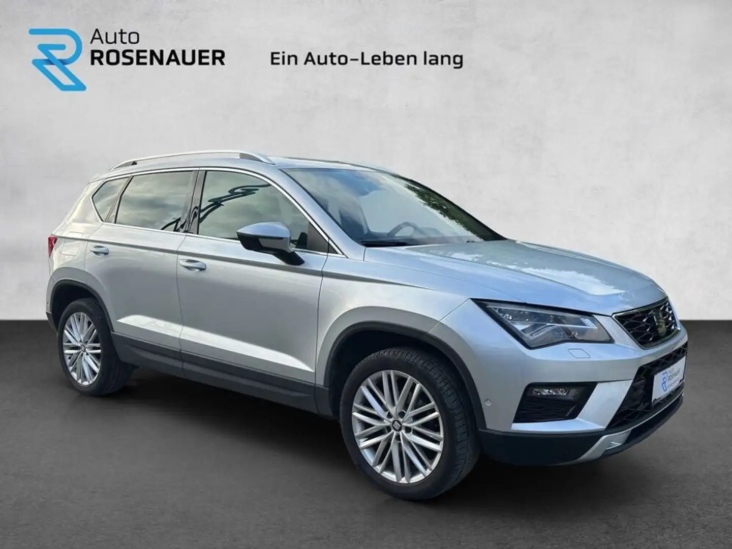 SEAT Ateca Xcellence 1,5 TSI Autom. !LED,Navi,AHV,ACC! Silber - 2